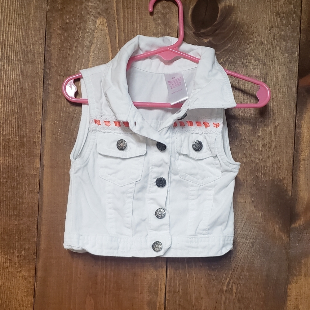 Vest - Picture 3 of 3